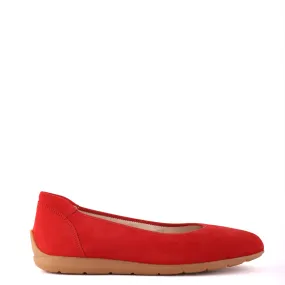 13302 Red Suede