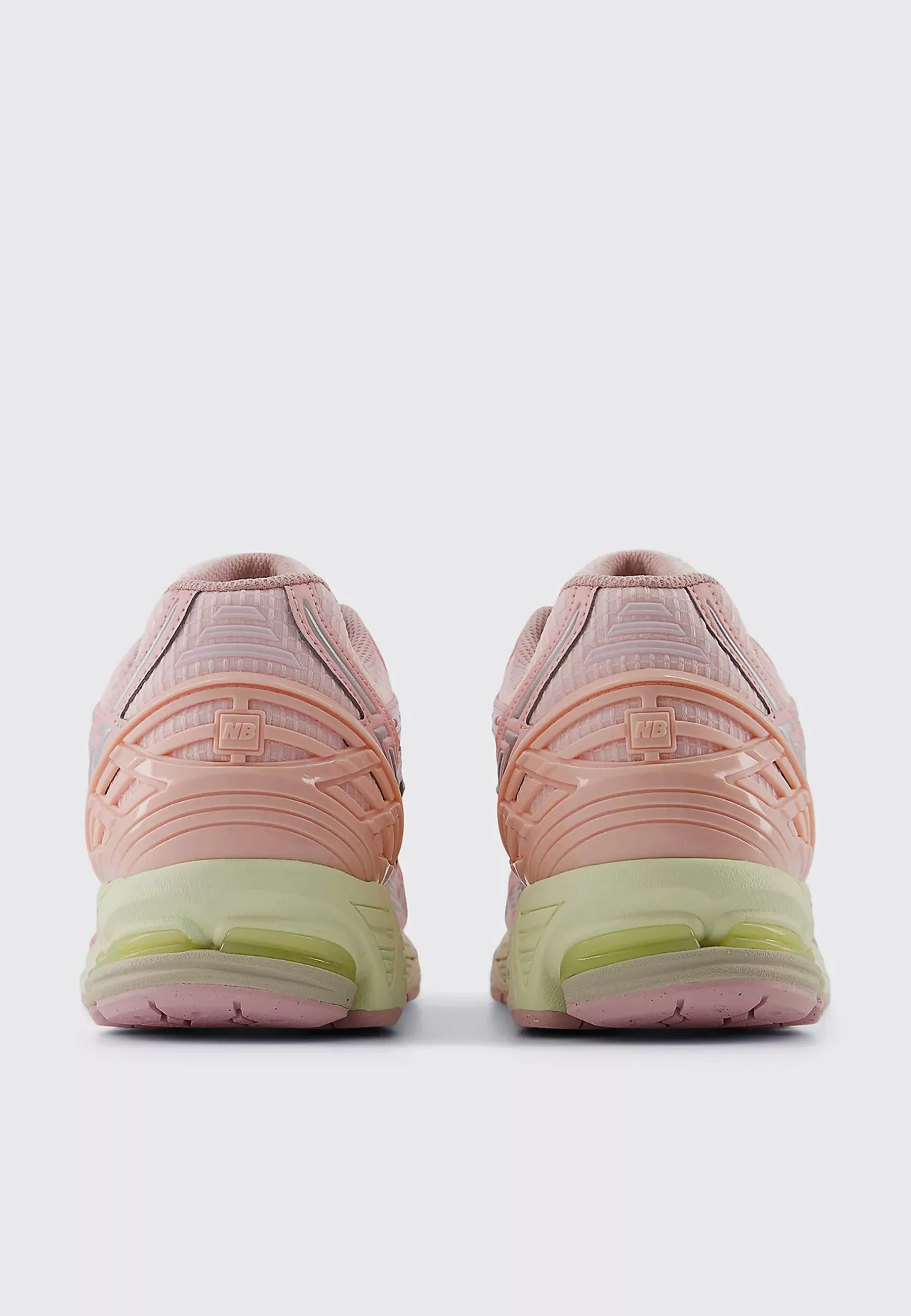 1906R - 'Lunar New Year' Shell Pink