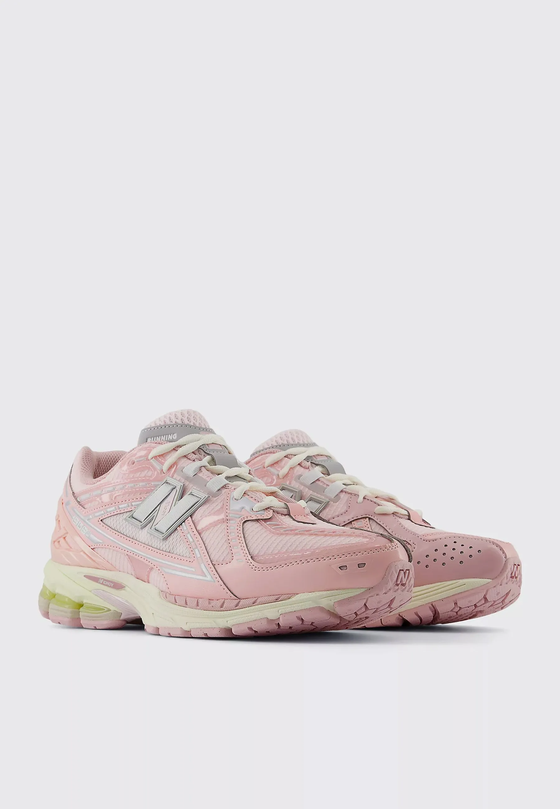 1906R - 'Lunar New Year' Shell Pink