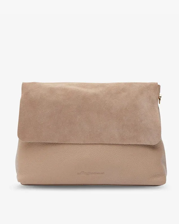 Amber Shoulder Bag Fawn Suede/Pebble