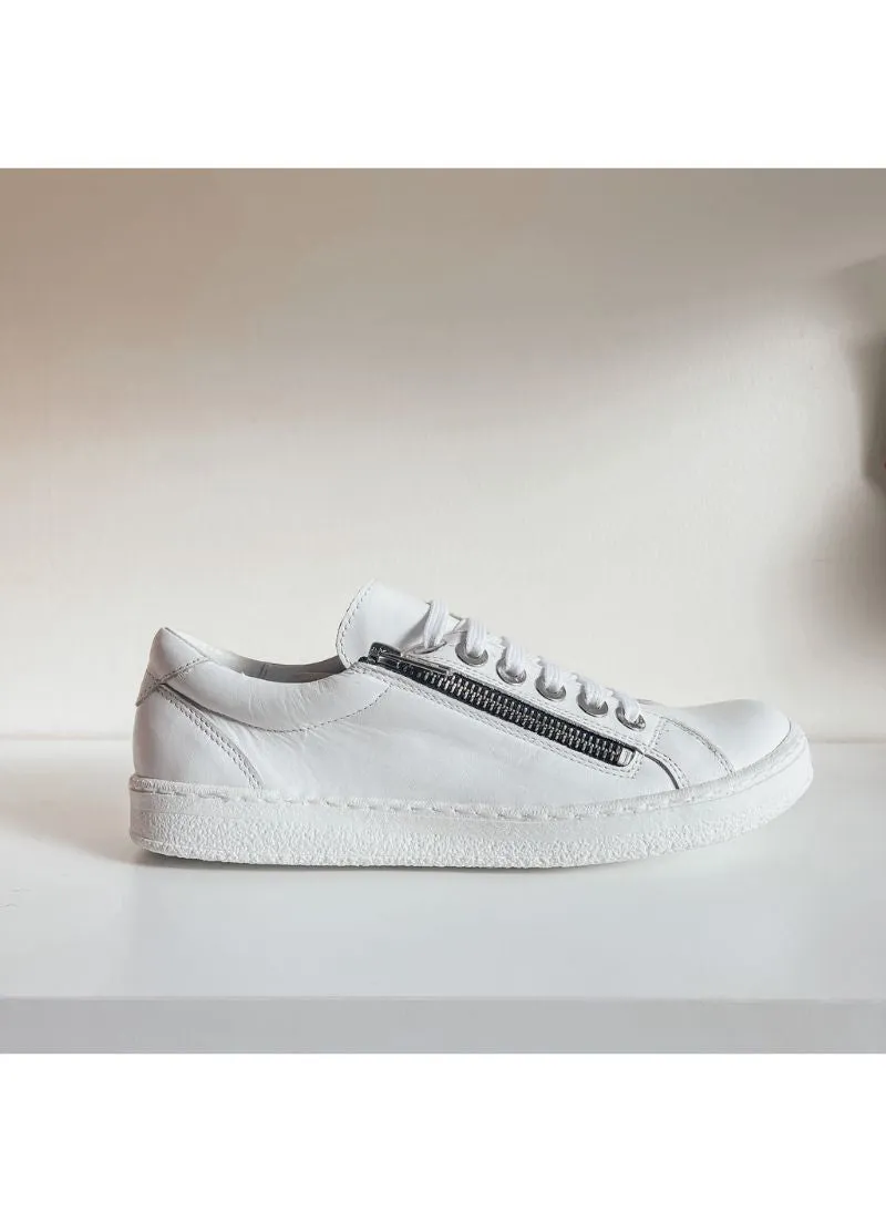 Ceraline Sneakers