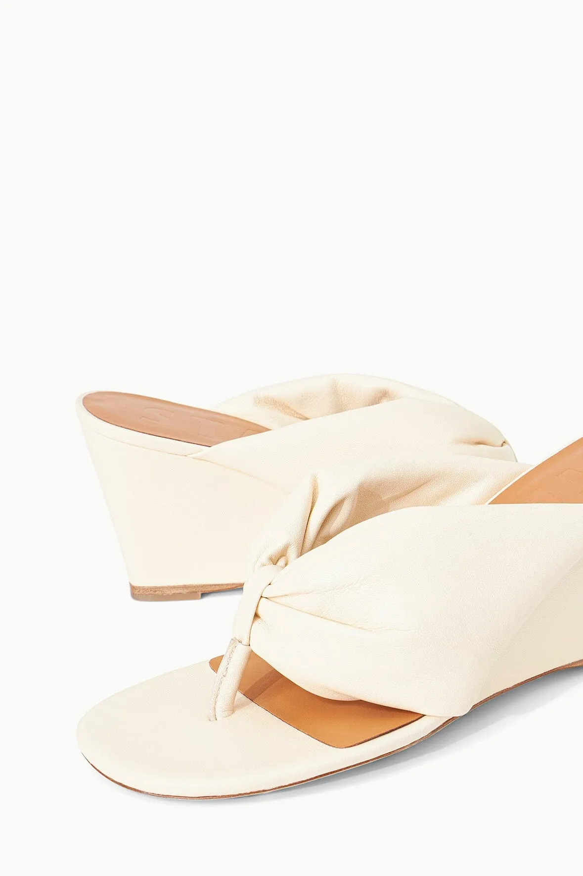 DAHLIA WEDGE | CREAM