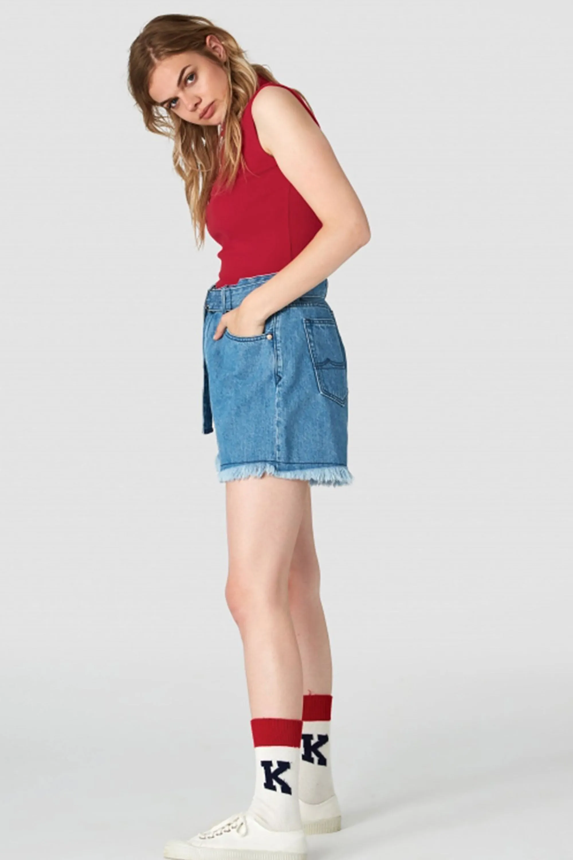 jacobina top sleeveless lipstick red