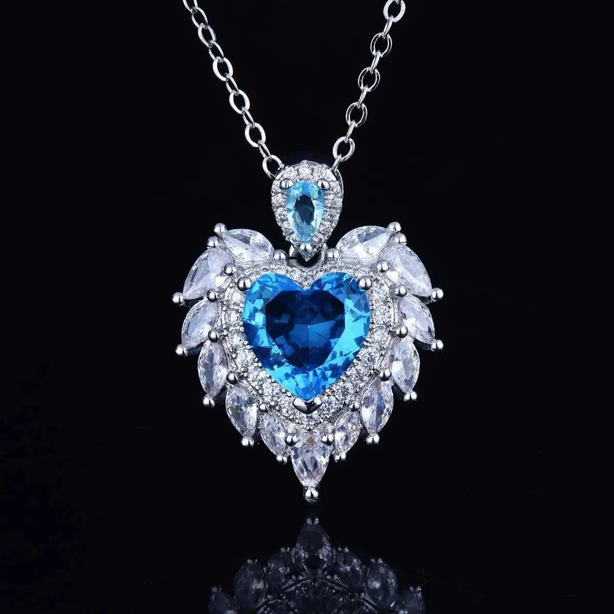 Luxury Temperament Design Angel Wing Simulated Aquamarine/ Amethyst Heart Necklace - 925 Sterling Silver