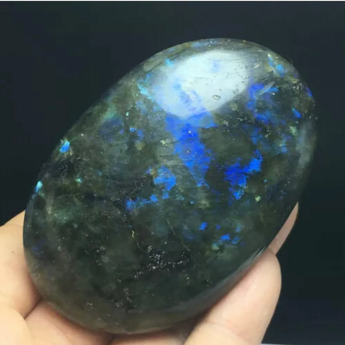 Natural Labradorite with Blue Flash