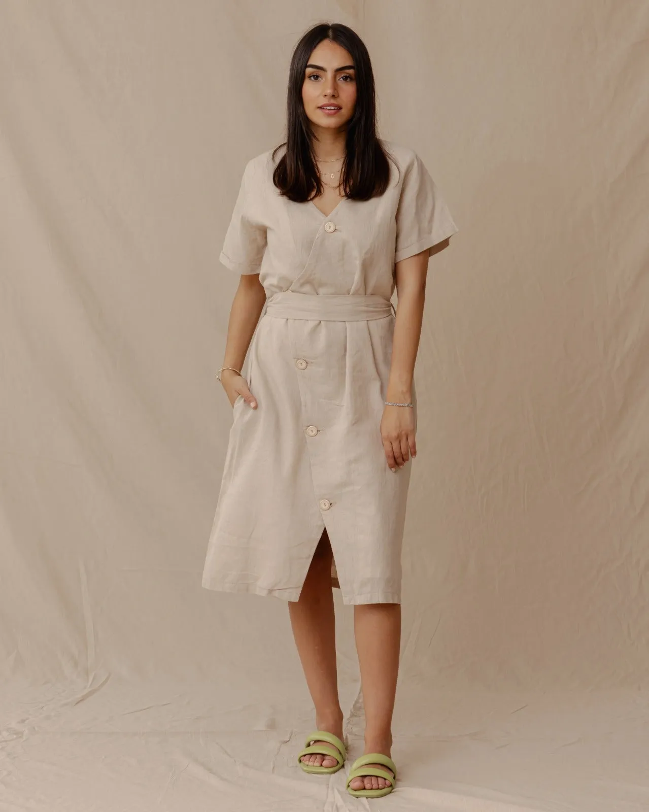 Resort Linen Dress Beige