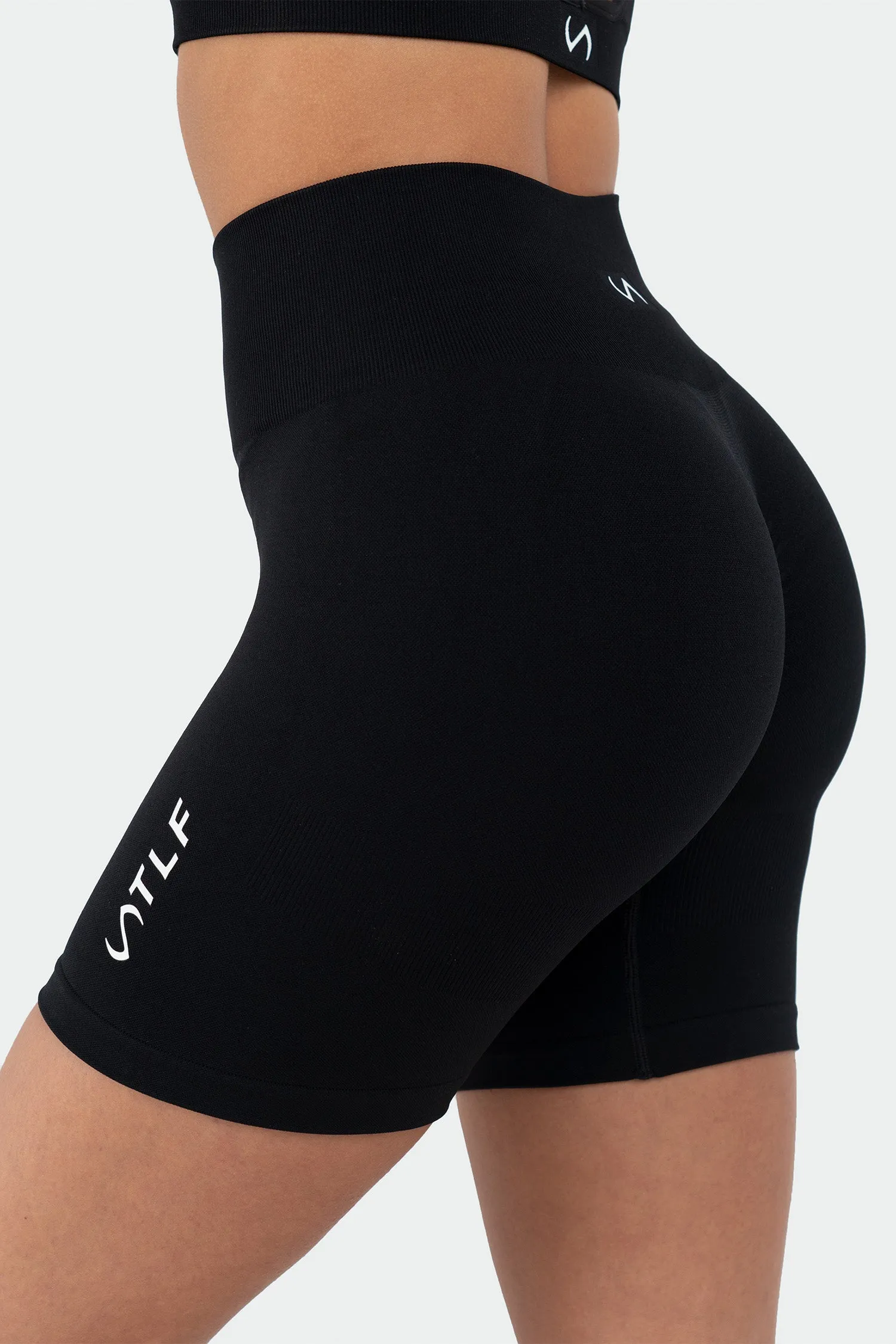 Sculpt Seamless Scrunch Butt Shorts