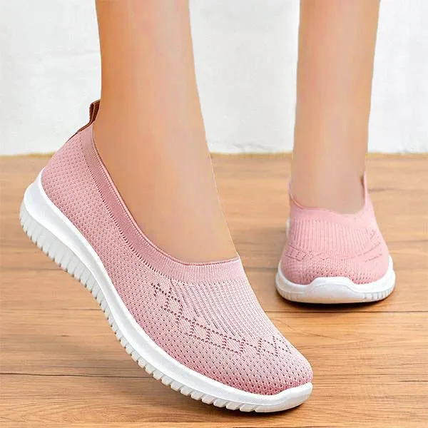 Women's Breathable Fly Woven Soft Sole Cloth Shoes 05153450C